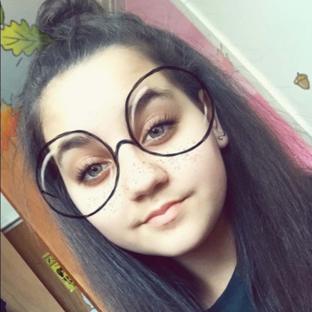 Meet your Posher, Samantha